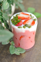 strawberry smoothie,blended strawberry or strawberry yogurt