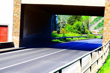 Vorburg Kobern-Gondorf mit Durchfahrt Moseluferstraße