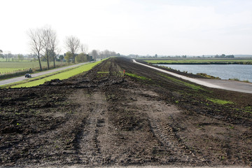 Dike construction at the Weser