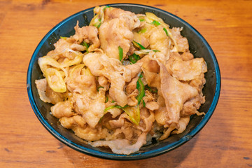 豚丼