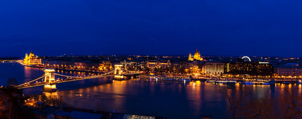Fototapeta na wymiar Budapest Twilight Panorama