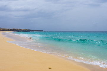 Fototapeta na wymiar Landscape of the beach Playa de las Conchas in the island of La Graciosa