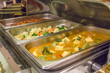  food in hot dish for buffet