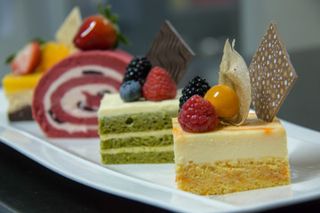 A mini cak