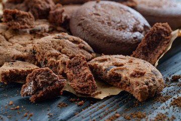 chocolate chip cookies