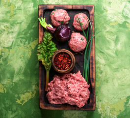 Raw minced meat