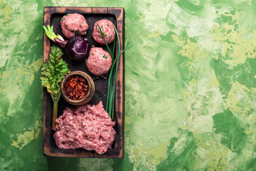 Raw minced meat