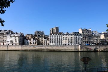 Fototapeta na wymiar Paris - Ile de la Cité
