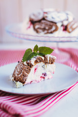 Cake with souffle and berries