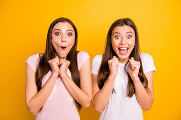 Close up photo two people pretty beautiful funky funny she her models ladies yelling lucky is it true really not believe lottery big money wear white pink casual t-shirts isolated yellow background