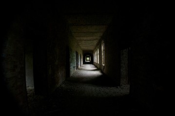 Fototapeta na wymiar light at end of the tunnel