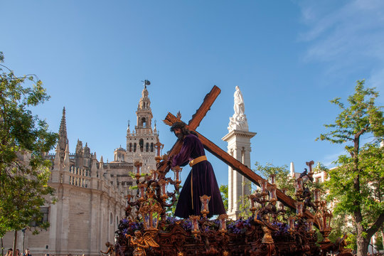 Nuestro Padre Jes&uacute;s de la Humildad de la hermandad del cerro del &aacute;guila, semana santa de Sevilla