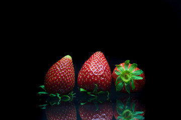 Morangos Frescos e Vermelhos