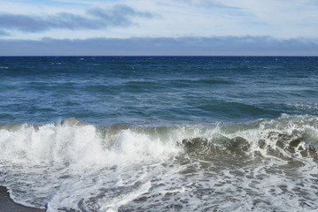 Naklejka na ściany i meble waves on the beach