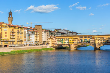 Fototapeta na wymiar Ponte Vecchio bridge in Florence Arno River
