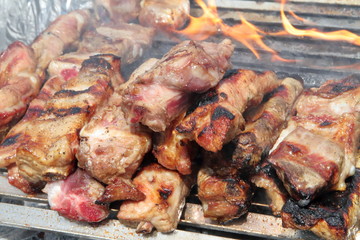 grigliata di carne e costicine di maiale, grilled meat and pork chops
