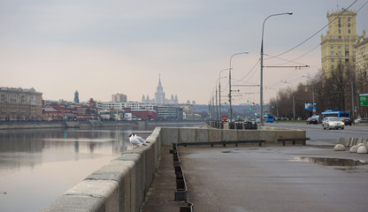 Spring morning on the embankment of Moscow river