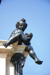 Fototapeta na wymiar Fontaine Neptune (Laeken-Belgique)
