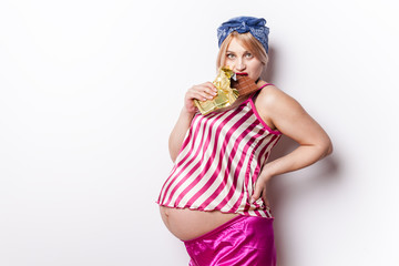 pregnant women love chocolate