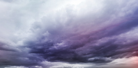 Obraz premium Dark storm clouds background. Dramatic dark cloudy sky
