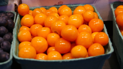 orange color cherries, cherry tomatos