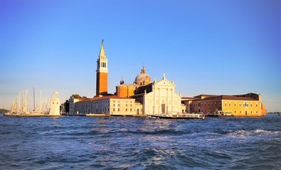 Fototapeta na wymiar Venice Church
