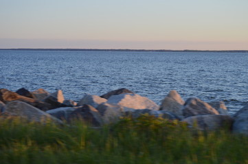 sea and rocks