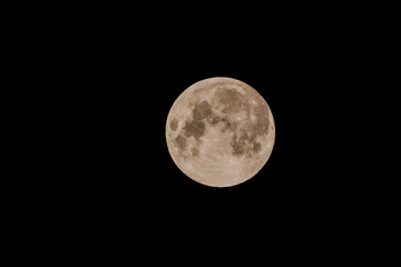 Moon in Night Sky © underworld