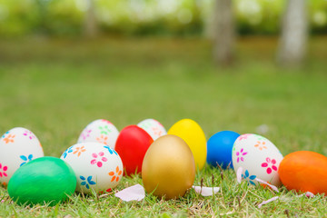 Fototapeta na wymiar Easter egg, happy Easter sunday hunt holiday decorations