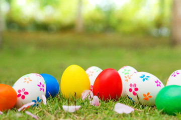 Fototapeta na wymiar Easter egg, happy Easter sunday hunt holiday decorations