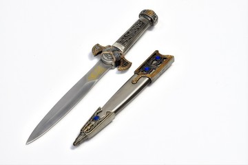 daggers chinese, ancestral weapon