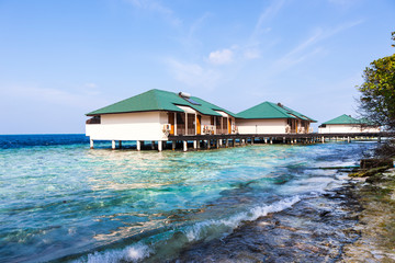 Wasserbungalows Malediveninsel Embudu, Maledivem