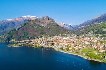 Fototapeta na wymiar Lago di Como (IT) - Vista aerea panoramica di Dongo e paesi limitrofi