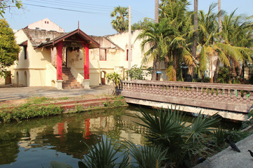 in a buddhist temple (wat si chum) in lampang (thailand) 