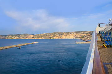 Obraz premium Cruise Ship Port Marseille - France