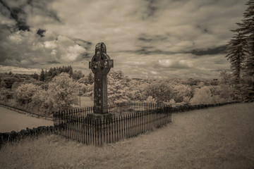 Keltisches Kreuz in Infrarot - Irland