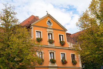 Fototapeta na wymiar orange building in Rothenburg ob der Tauber, Germany
