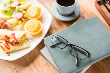 morning working with breakfast