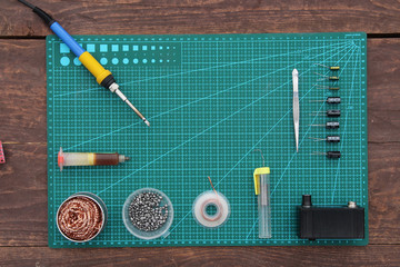 tool for electronics repair on the table kind of sorouh