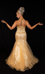 Fototapeta premium Golden witch wielding magic