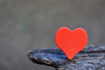 Fototapeta premium red heart on wooden background