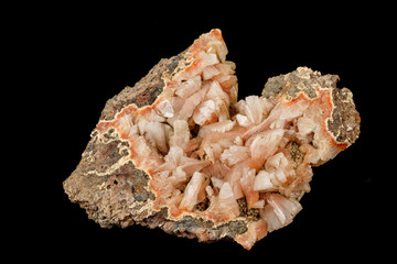 Obraz premium Macro of a stone Stilbite mineral on a black background