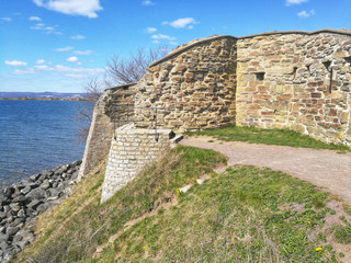 Fototapeta na wymiar The ruins of Nas castle at Visingso in the lake vattern, where the first swedish king Karl Sverkersson was killed in the year 1167