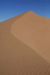 Fototapeta na wymiar Moroccan sandy peak