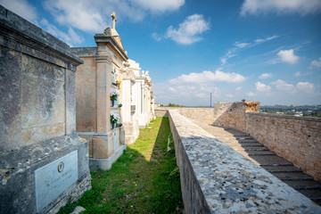 Cmentarz w Bari - obrazy, fototapety, plakaty