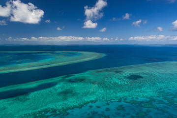 Luftaufnahme beim Helikopter-Rundflug über das Great Barrier Reef © jeho.photography