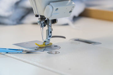 sewing machine sewing.