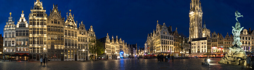 Fototapeta na wymiar old town antwerp belgium in the evening high definition panorama