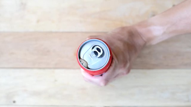 Open the soft drink original taste