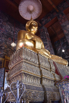 Buddha image Phra Sri Sakyamuni